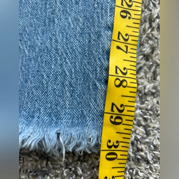 Madewell women’s high rise Mom Jeans with raw hemline Size 28Tall - Picture 10 of 13